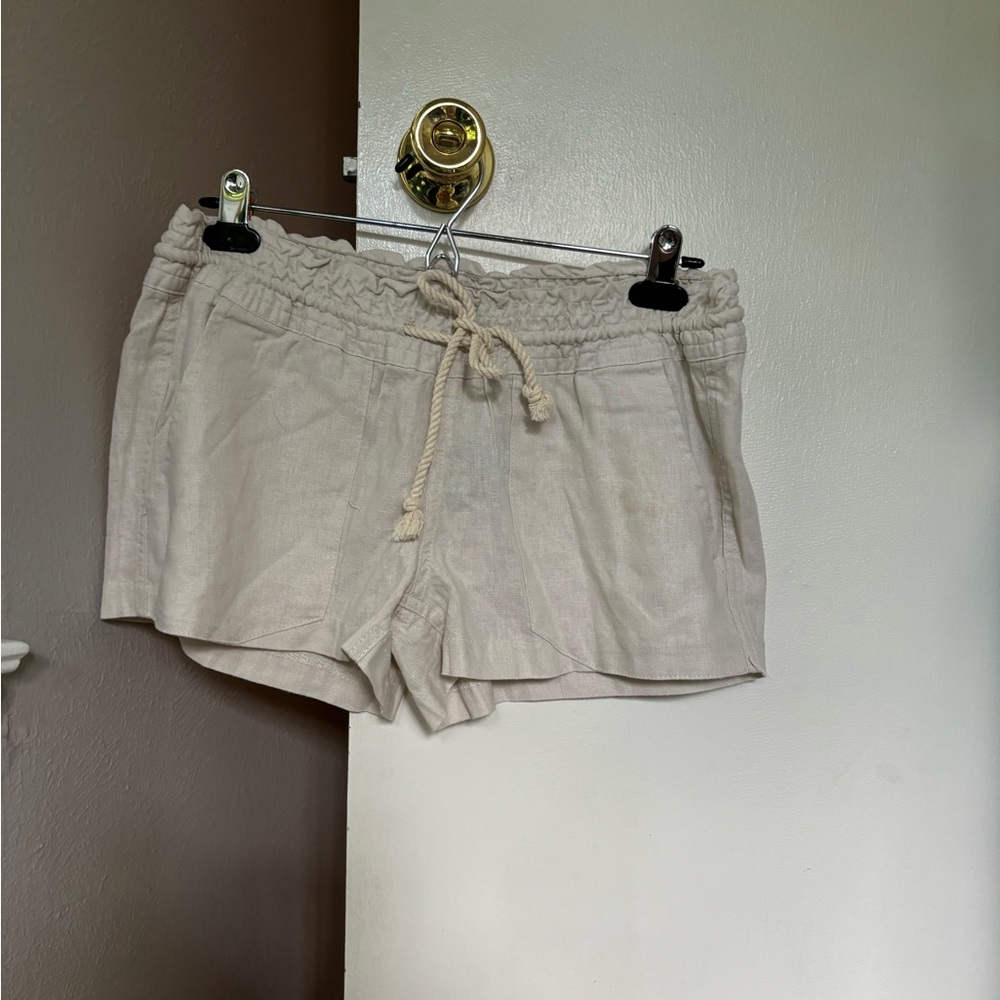 NWT Roxy Shorts Beige Size M